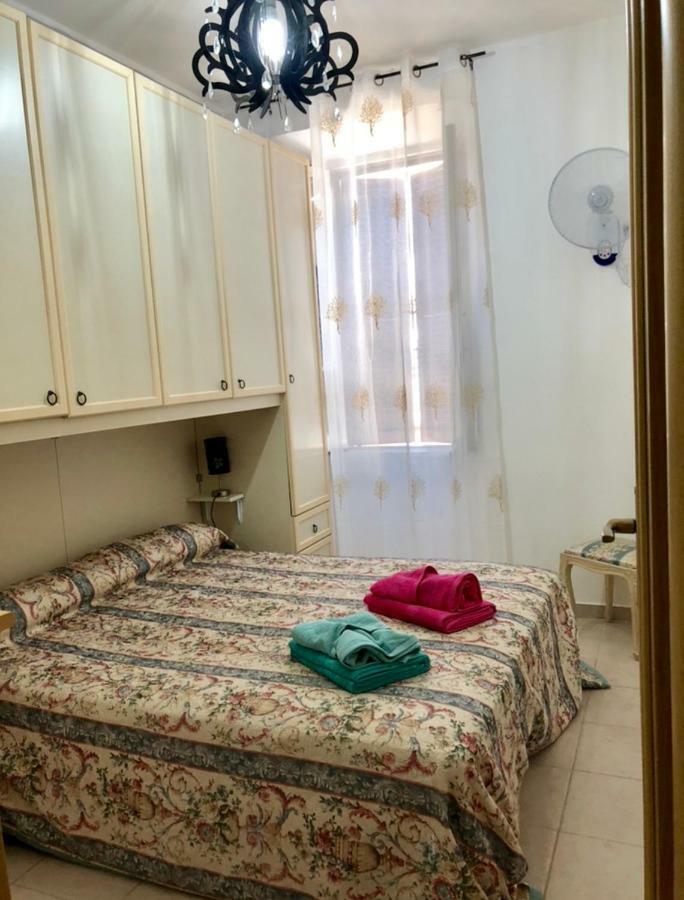 Ferienwohnung La Petite Maison Nettuno Exterior foto