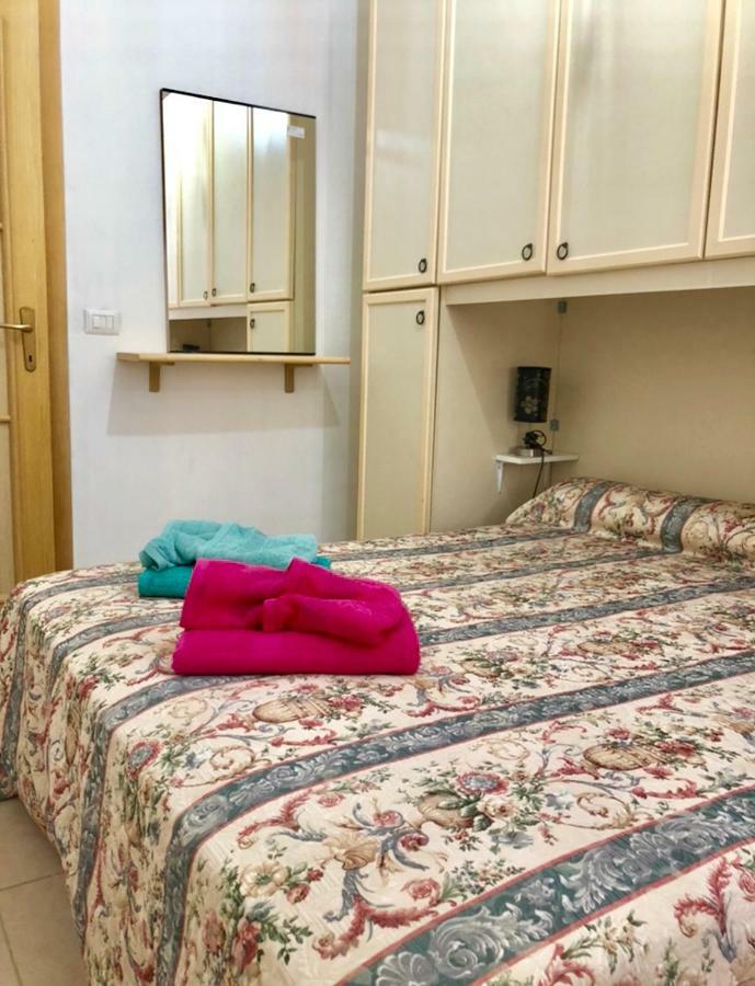 Ferienwohnung La Petite Maison Nettuno Exterior foto